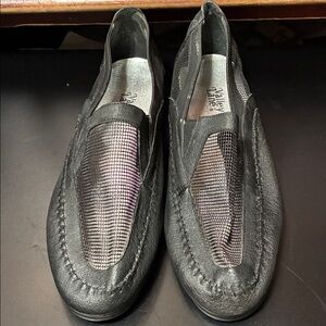 Vintage Valley Lane Black Mesh Loafers